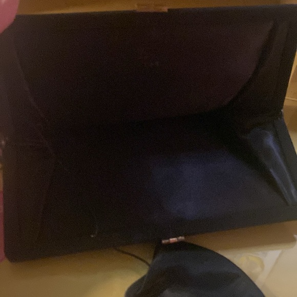 Small tapestry vintage purse clutch with attached change purse. - Picture 6 of 8